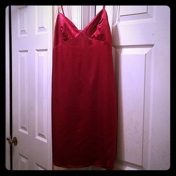 NWT Forever 21 Contemporary Red Slip/Satin Dress - Picture 3 of 4